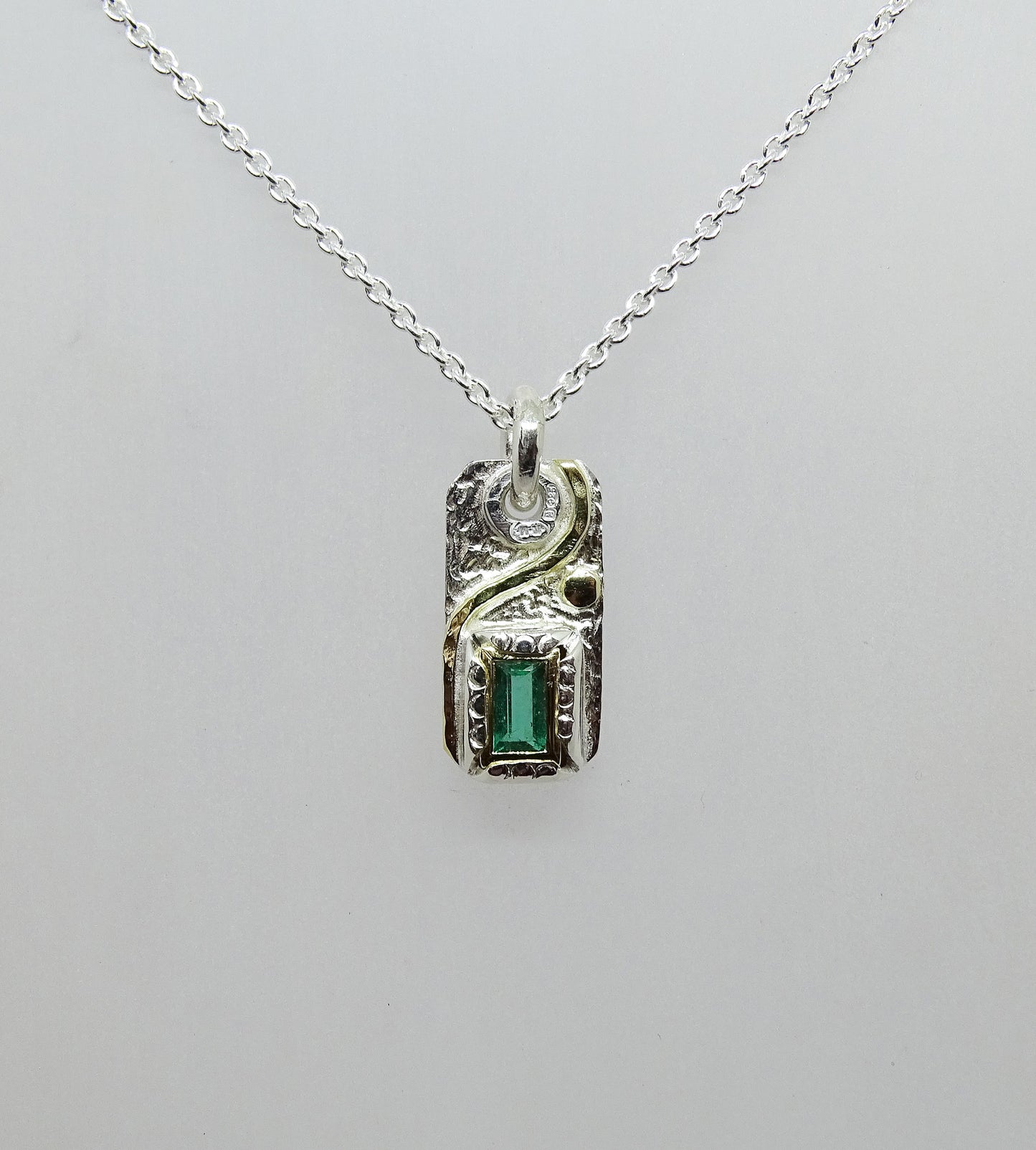 Emerald tag