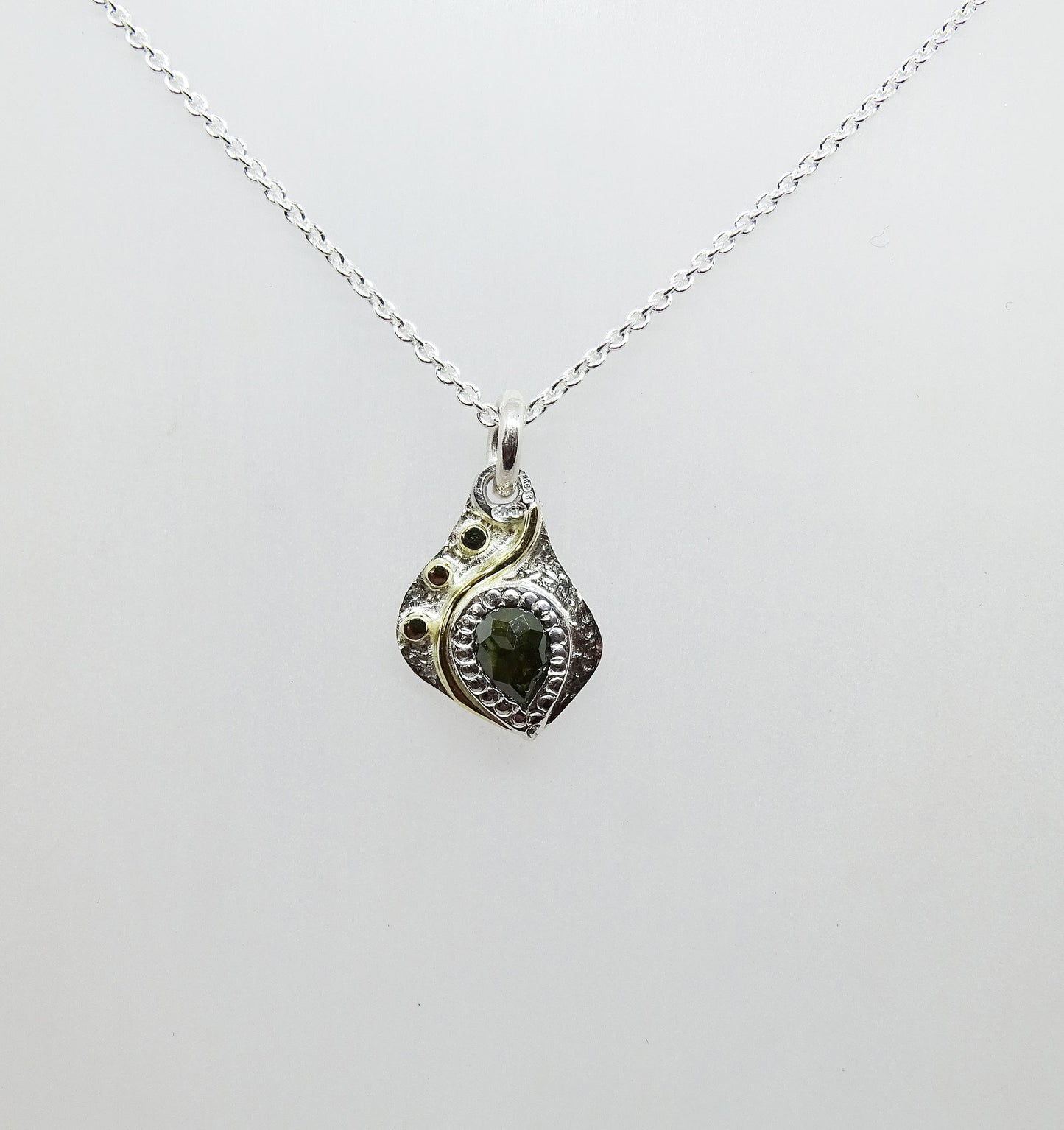 Dark diamond pear