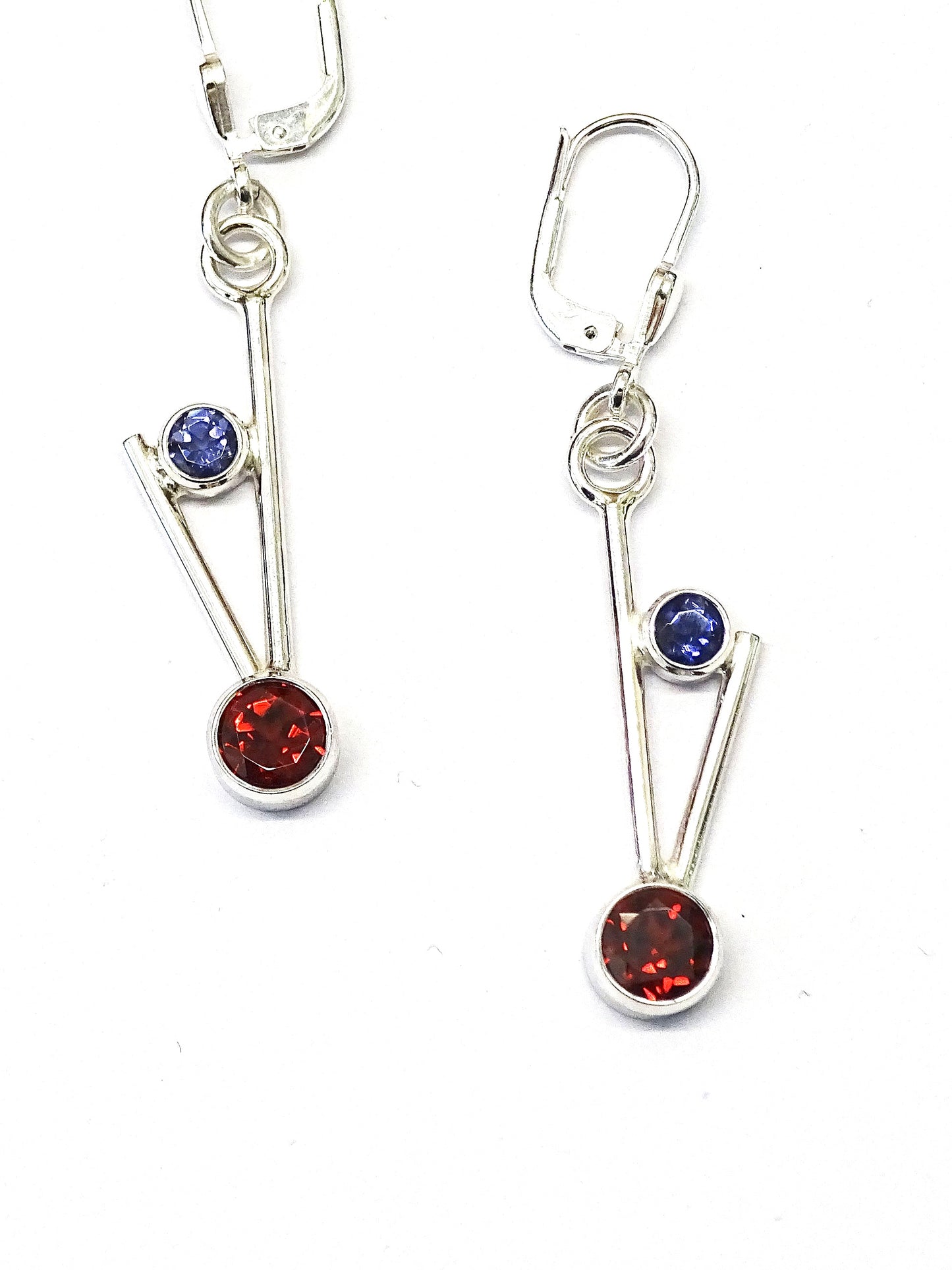 Garnet and Iolite earring.