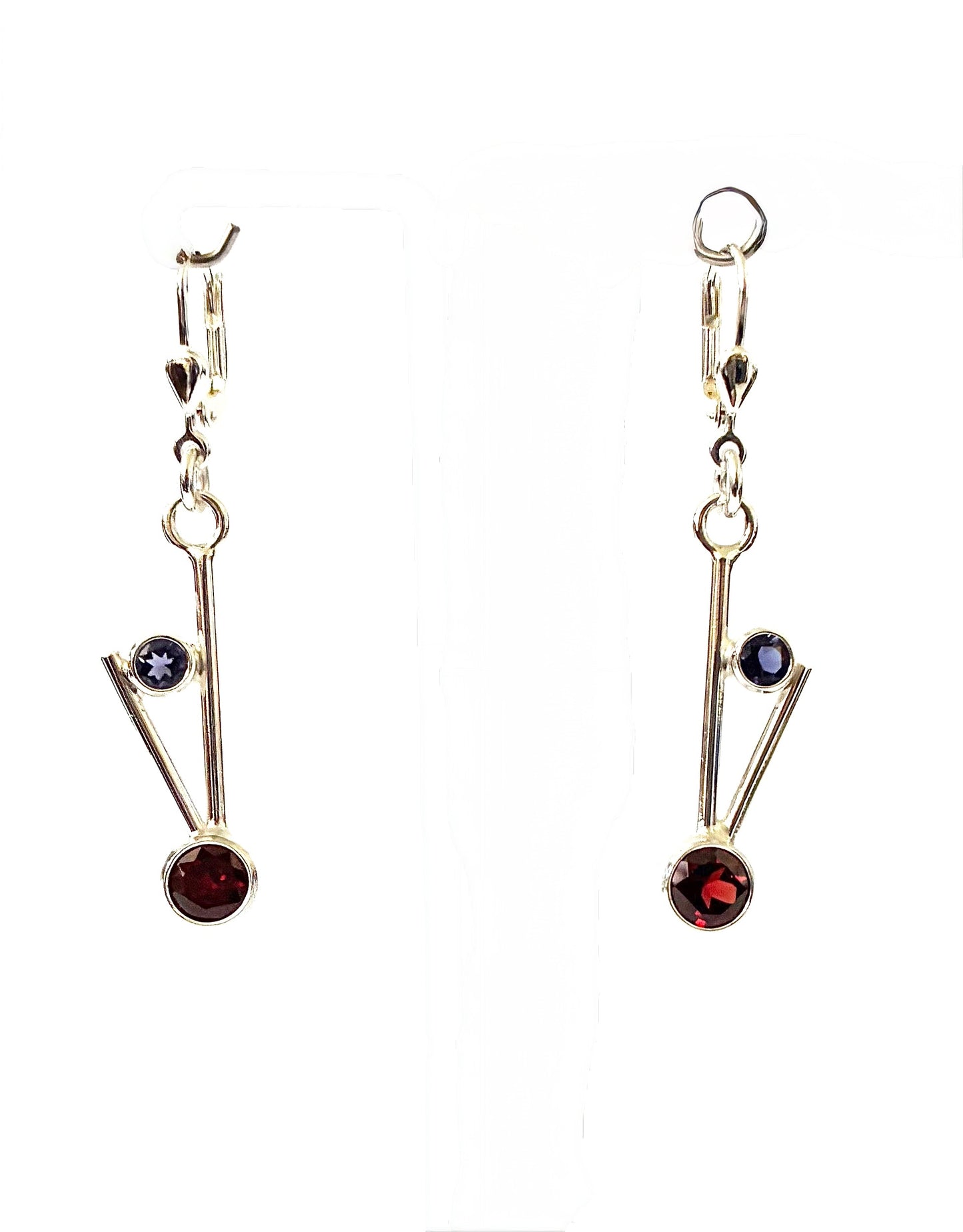 Garnet and Iolite earring.