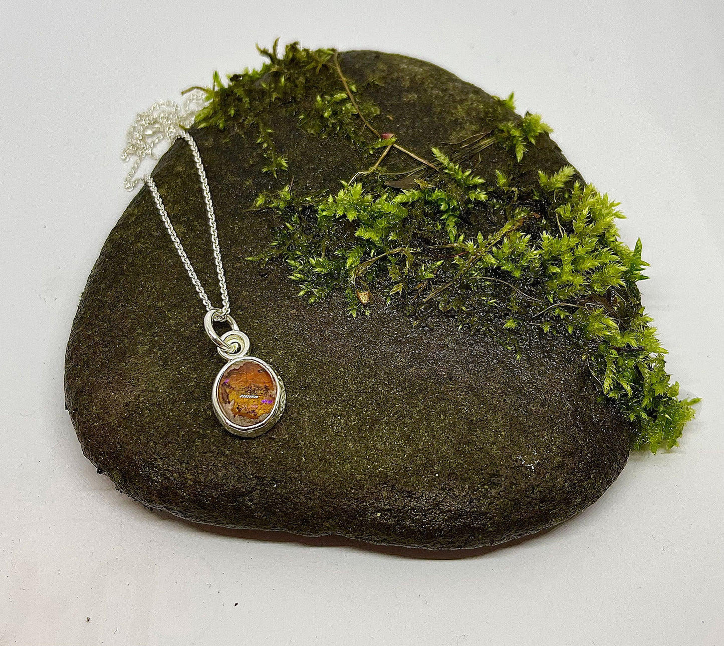 Deep water opal