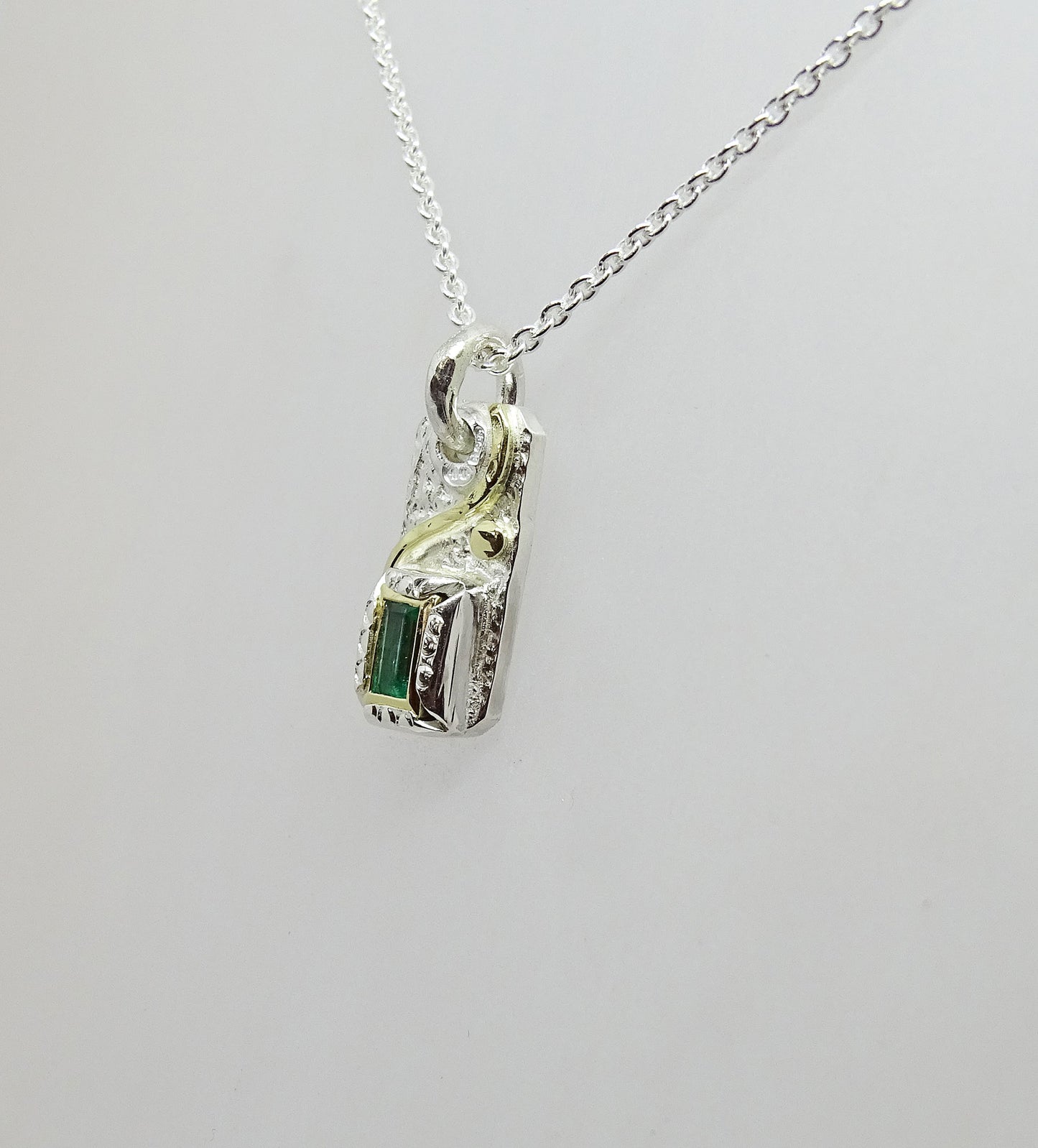 Emerald tag