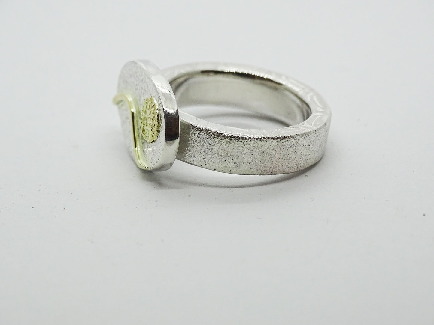 Mountain with sun ring.