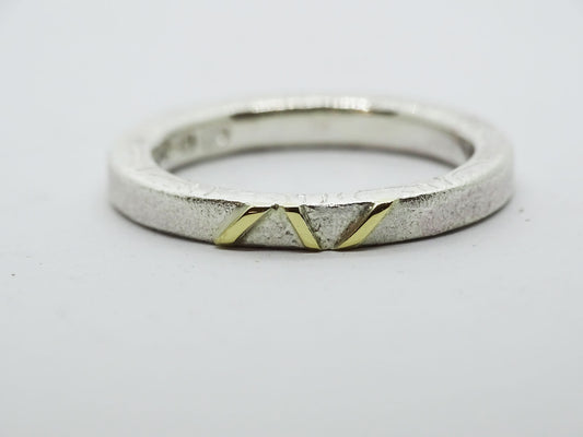 ZigZag ring