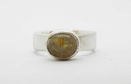 Rutile Quartz ring.