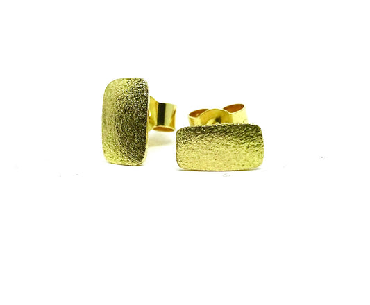 Studs. Rectangle gold.