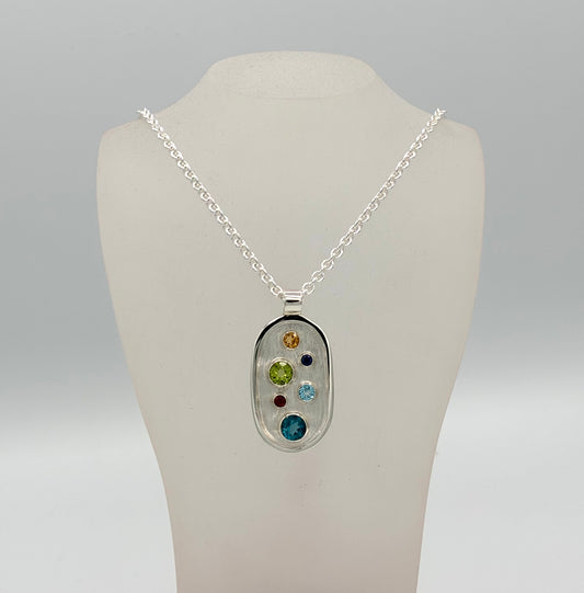 Pendant. Oval 1.