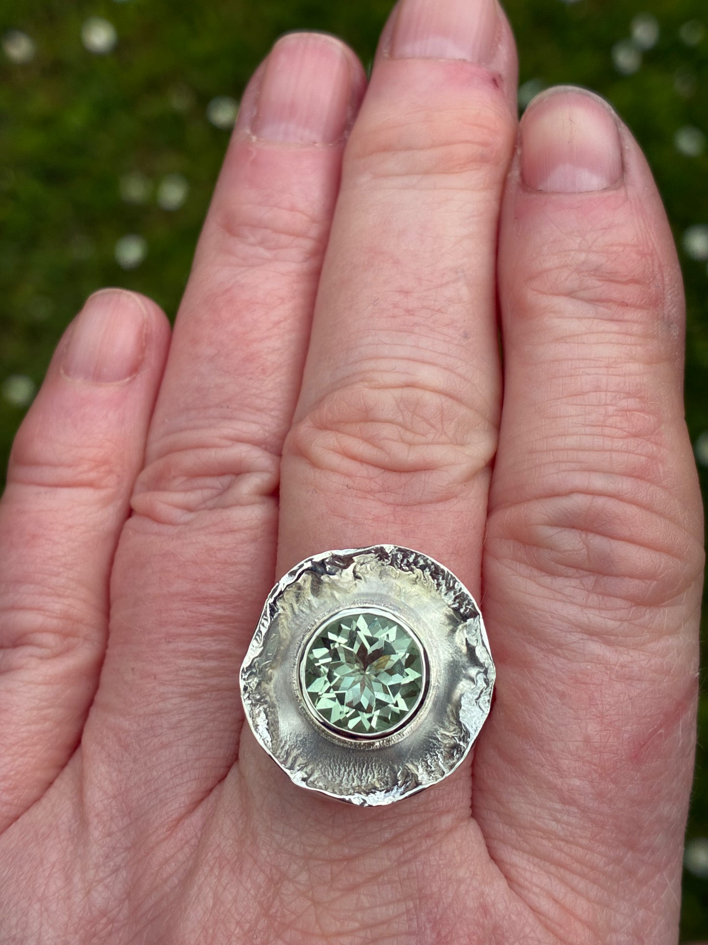 Ring. Mint quartz