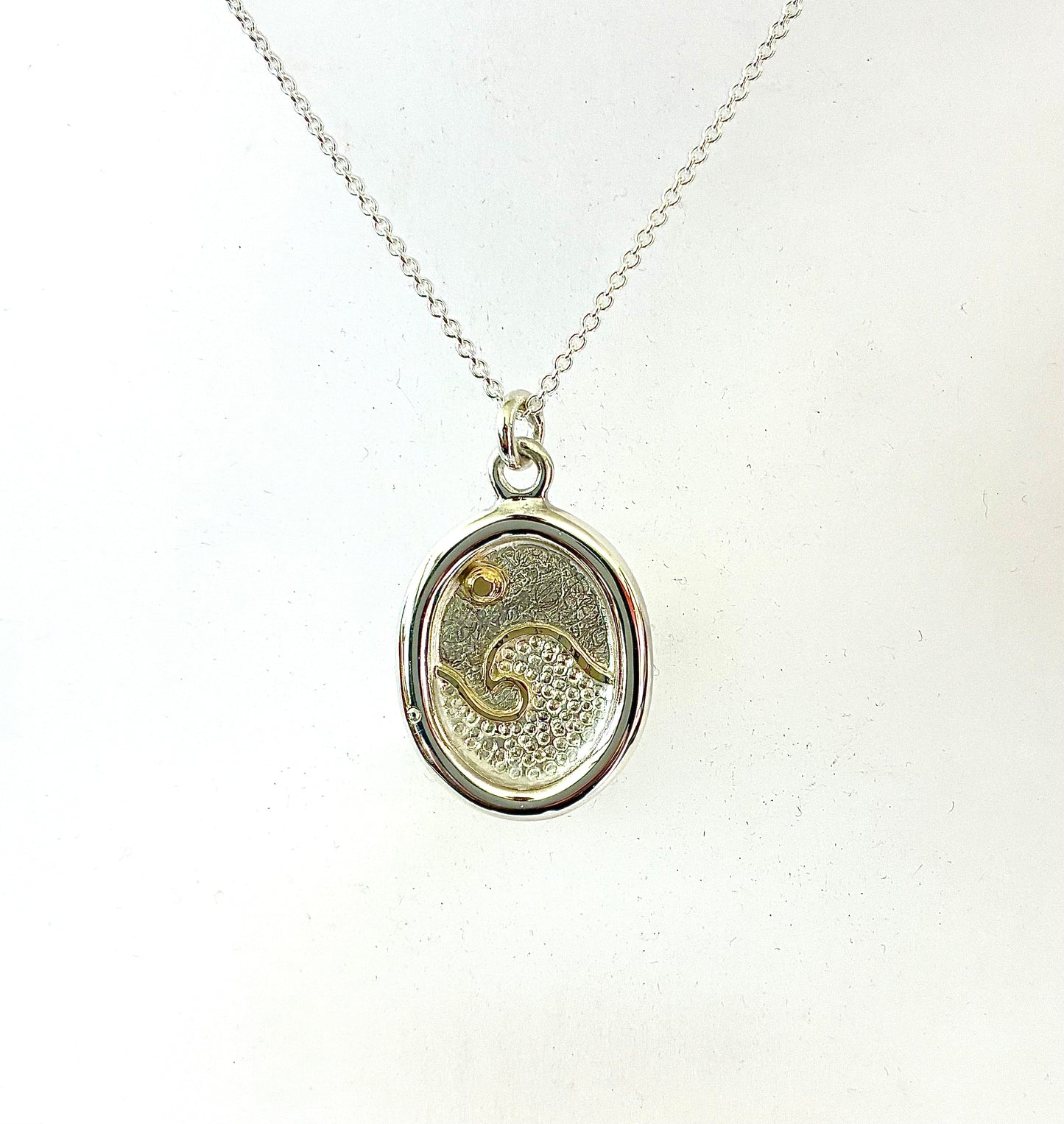 Pendant. Wave & moon.