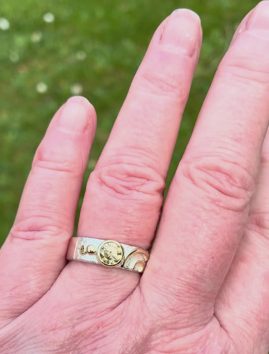 0.75ct Brown diamond ring.